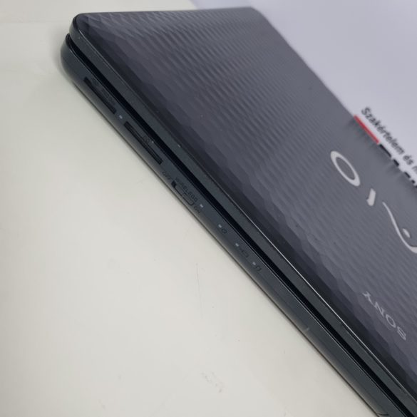 Sony PCG-91211M 17,3" (i5-2430M, 8GB RAM, 120GB SSD, GeForce410M, Win10)