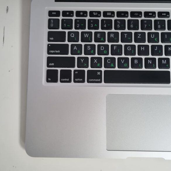 Apple MacBook Air 7.2 | 13" | i5 | 8GB | 128GB SSD – szép állapot