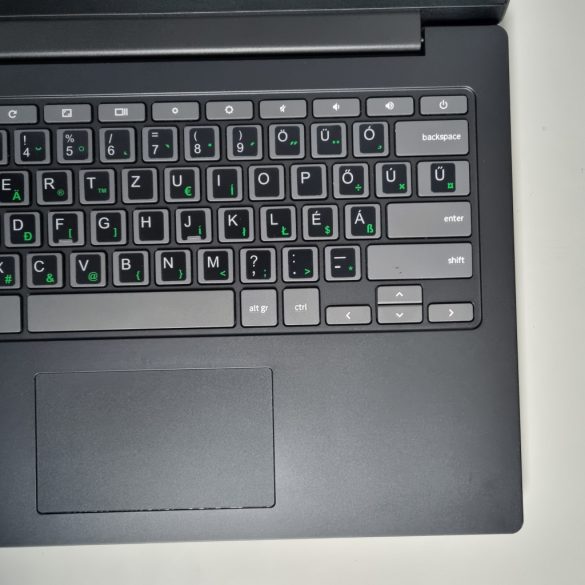 Lenovo Chromebook S330 14" (MT8173c, 4GB RAM, 64GB eMMC, GX6250, ChromeOS)