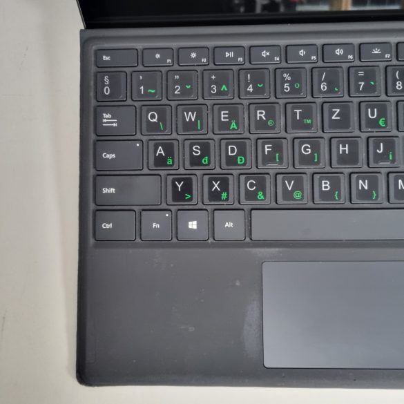 Microsoft Surface Pro 6 12,3" (i5-8350U, 8GB RAM, 256GB SSD, Win11)