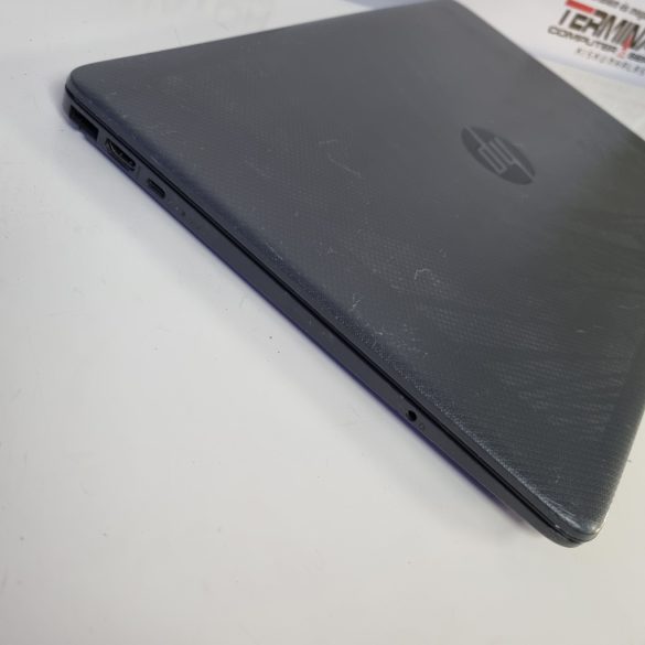 HP 250 G8 15,6" (i5-1035G1, 8GB RAM, 128GB SSD, IntelUHD, Win11)