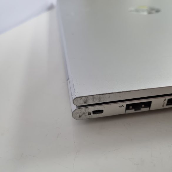 HP ProBook 450 G8 15,6" (i5-1135G7, 8GB RAM, 256GB SSD,  IrisXe, Win11)