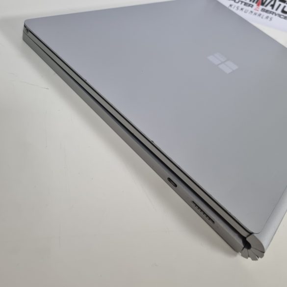 Microsoft Surface Book 3 15" (i7-1065G7, 16GB RAM, 256GB SSD, Win11)