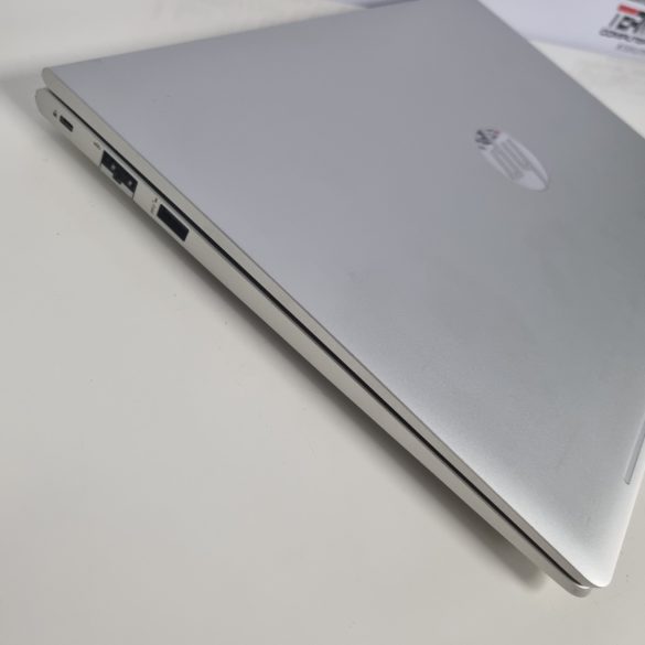 HP ProBook 450 G8 15,6" (I5-1135G7, 8GB RAM, 256GB SSD,  IrisXe, Win11)