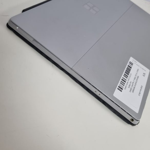 Microsoft Surface Pro (5th Gen) 12,3" (i7-7660U, 16GB RAM, 512GB SSD, Win11)