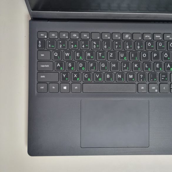 Dell Vostro 15 3510 15,6" (i5-1135G7, 8GB RAM, 256GB SSD,  IrisXe, Win11)