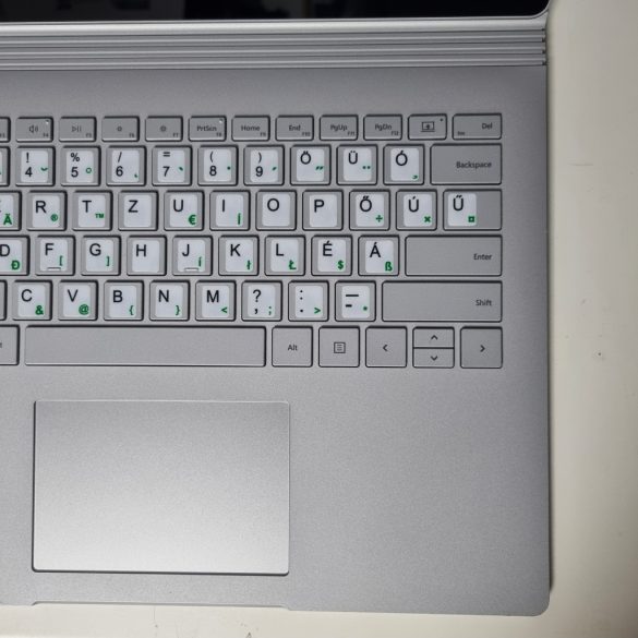 Microsoft Surface Book 3 15" (i5-1035G7, 8GB RAM, 256GB SSD, Win11)