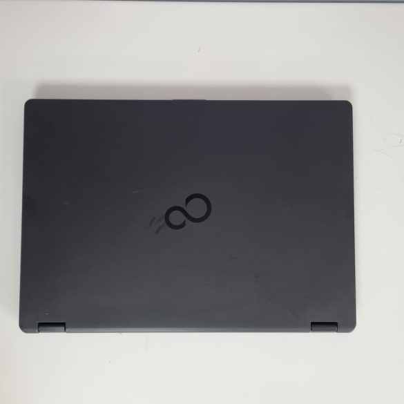 Fujitsu LifeBook U747 14" (i5-7300U, 8GB RAM, 256GB SSD, IntelHD, Win11)