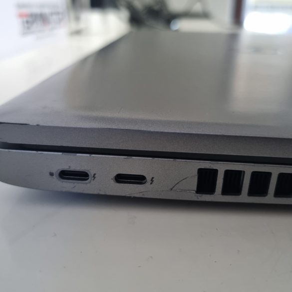 Dell Latitude 5520 15,6" (i5-1145G7, 16GB RAM, 256GB SSD, IrisXe, Win11)