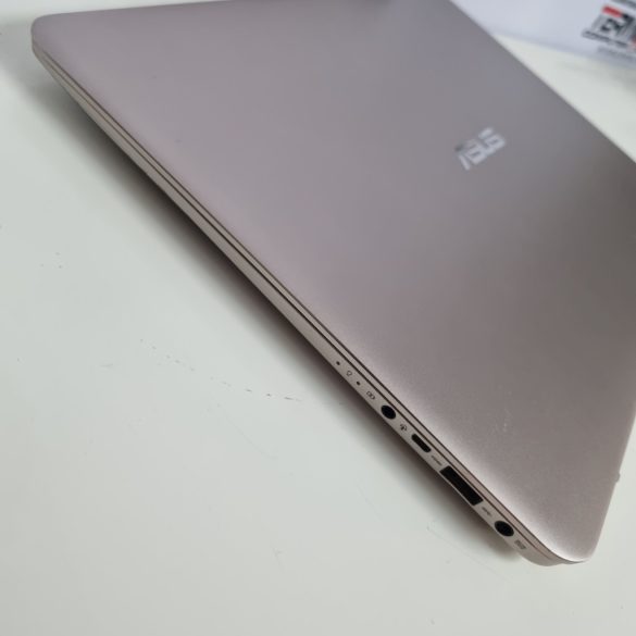 Asus UX305UA 13,3" (i5-6200U, 8GB RAM, 128GB SSD, IntelHD, Win11)