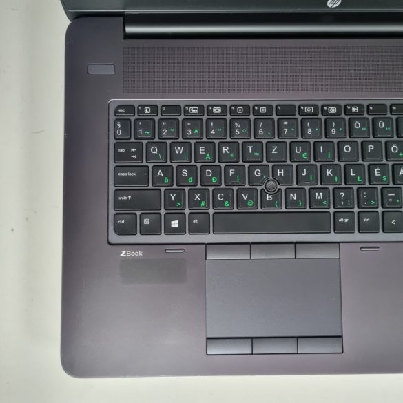 HP ZBook 17 G3 17,3" (E3-1535M v5, 16GB RAM, 256GB SSD, Win11)