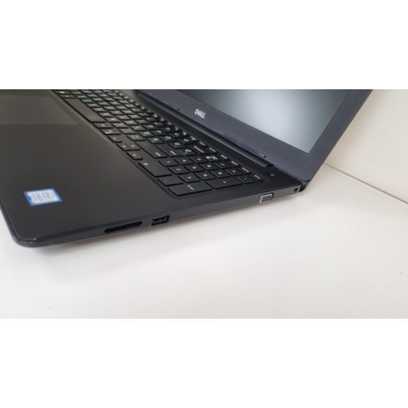 Dell Latitude 3590 15,6" (i3-8130U, 8GB RAM, 128GB SSD, IntelUHD, Win11)