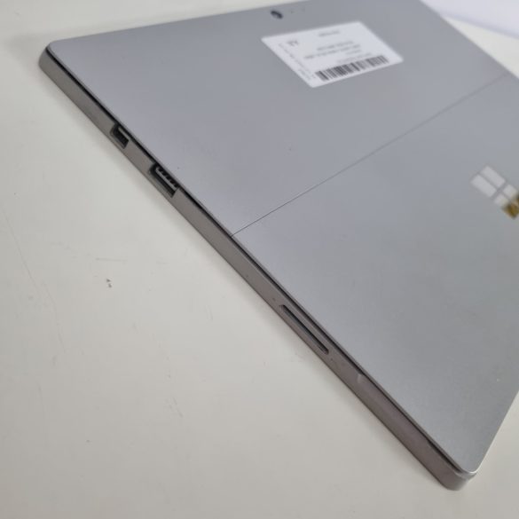 Microsoft Surface Pro 6 12,3" (i7-8650U, 16GB RAM, 1TB SSD, Win11)