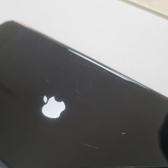 Apple iPhone SE 2020 (2.Gen) 64GB Tok + üvegfólia