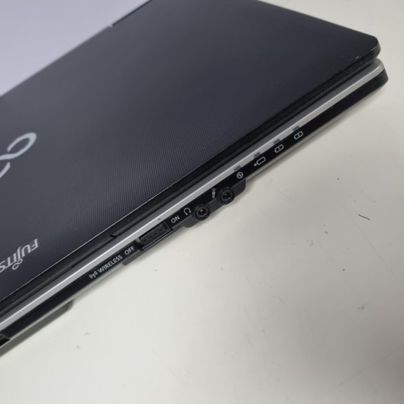 Fujitsu LifeBook E752 15,6" (i5-3320M, 8GB RAM, 120GB SSD, IntelHD, Win10)