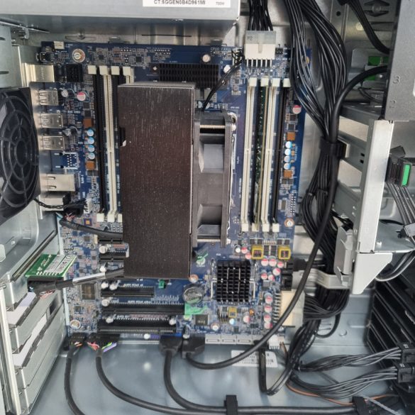 HP Workstation Z440 TWR (E5-1650 v4, 8GB RAM)