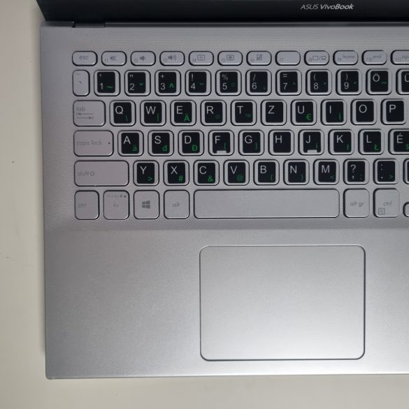 Asus Vivobook X512DA 15,6" (Ryzen 3 3200U, 8GB RAM, 256GB SSD, Vega3, Win11)