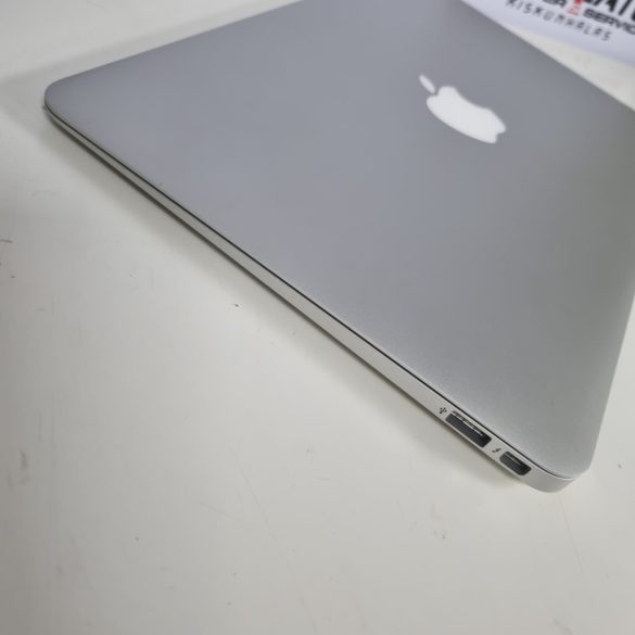 Apple MacBook Air  7.1 | 11" | i5 | 4GB | 128GB SSD – szép állapot
