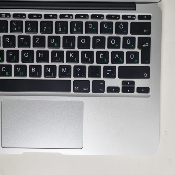 Apple MacBook Air  7.1 | 11" | i5 | 4GB | 128GB SSD – szép állapot