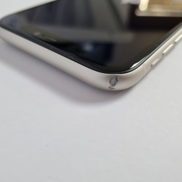 Apple iPhone 11 64GB Fehér üvegfóliázva!