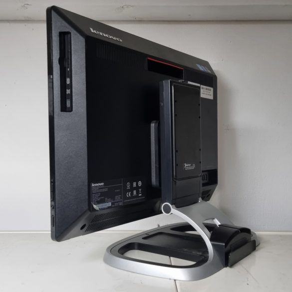 Lenovo S50-30 AIO 23" (i3-4005, 8GB RAM, 240GB SSD, Win10)